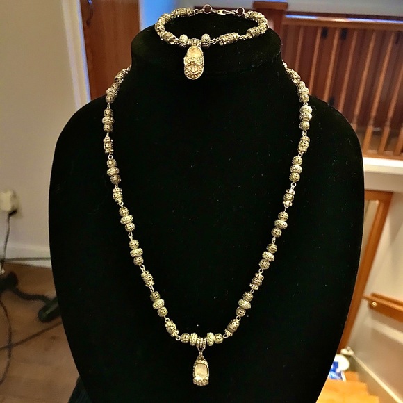 silver slipper matching Necklace & Bracelet - Picture 4 of 4